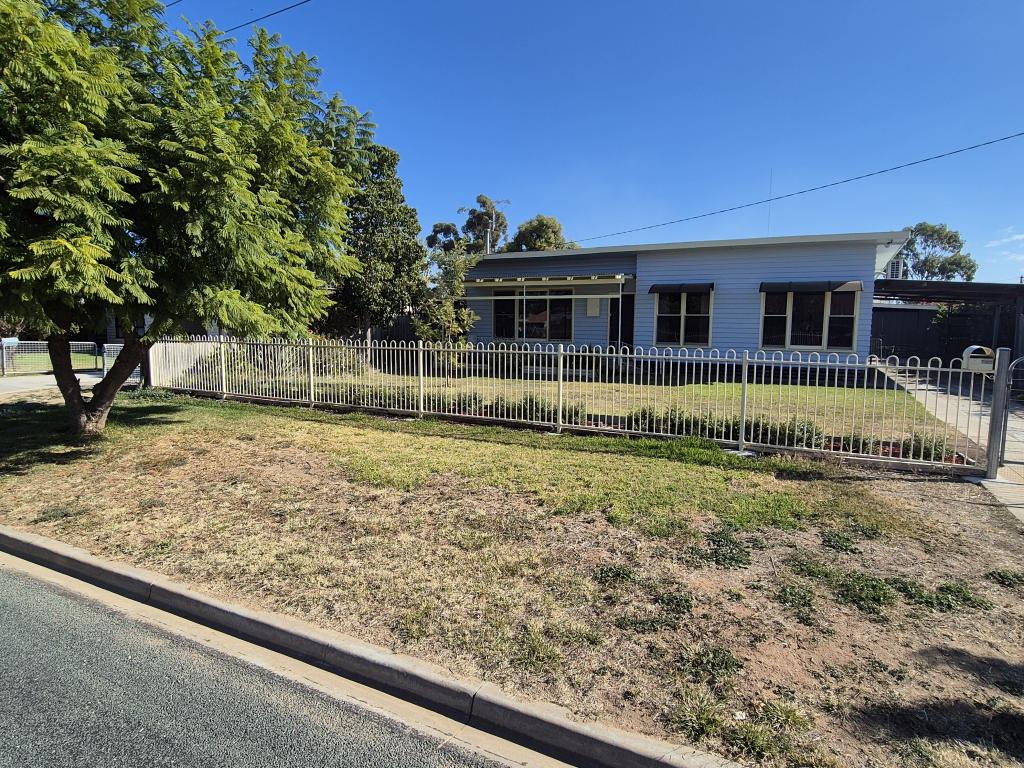 4 King St, Kerang, VIC 3579