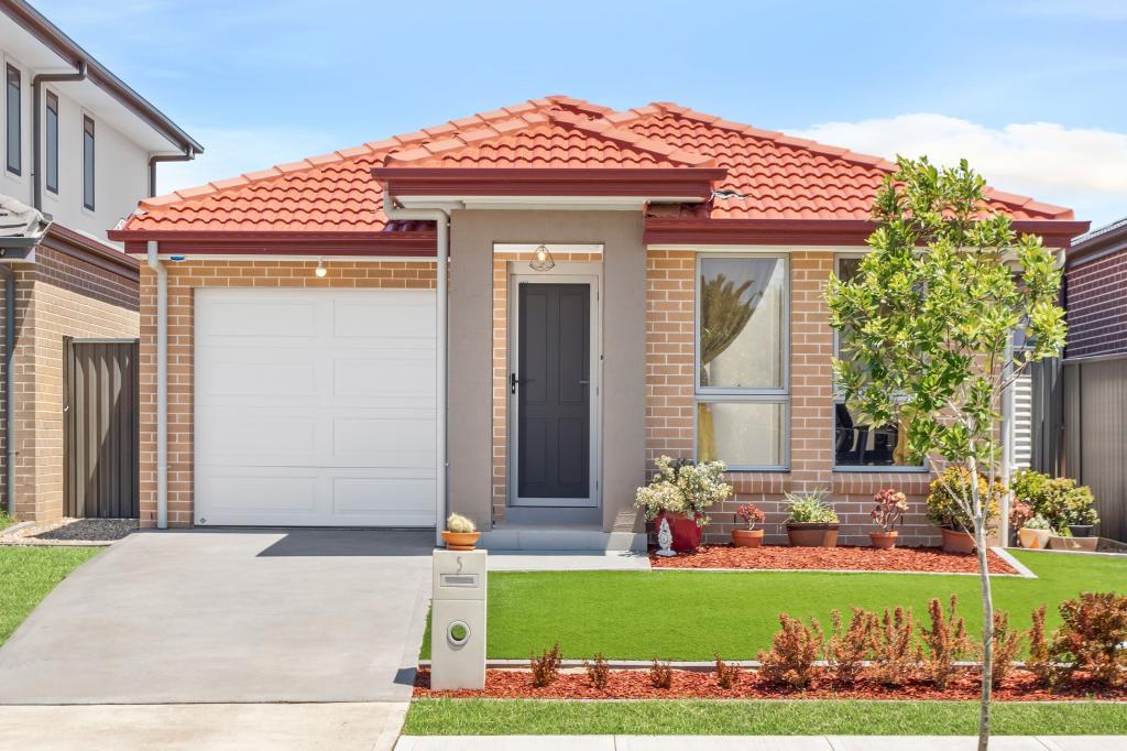 5 Durga Cres, Riverstone, NSW 2765