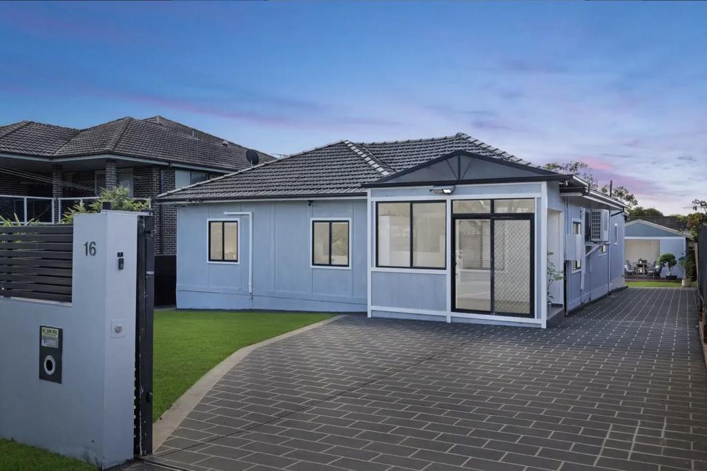 16 Arlewis St, Chester Hill, NSW 2162