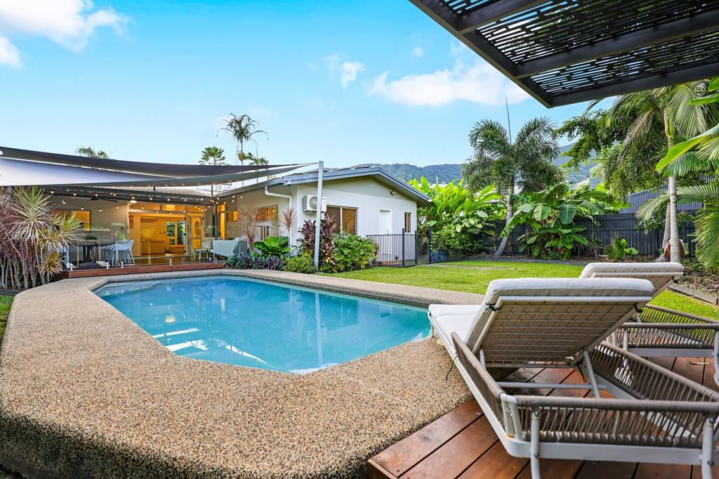 28 Terebra St, Palm Cove, QLD 4879