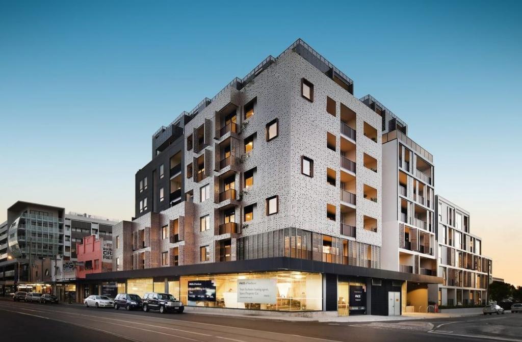 704/5 Beavers Rd, Northcote, VIC 3070