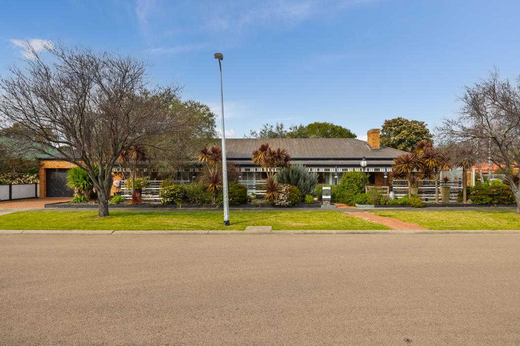 36 Rebecca Dr, Sale, VIC 3850