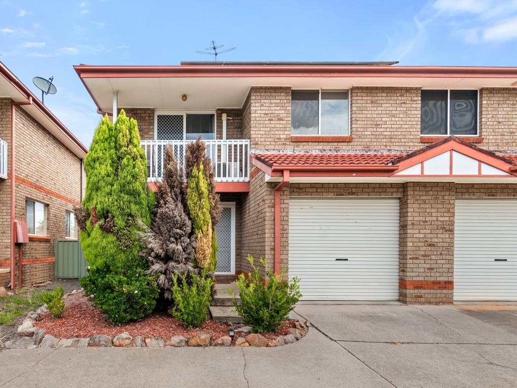 21/8 Wickfield Cct, Ambarvale, NSW 2560