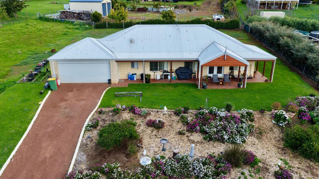 8 Manor Rdge, Bridgetown, WA 6255