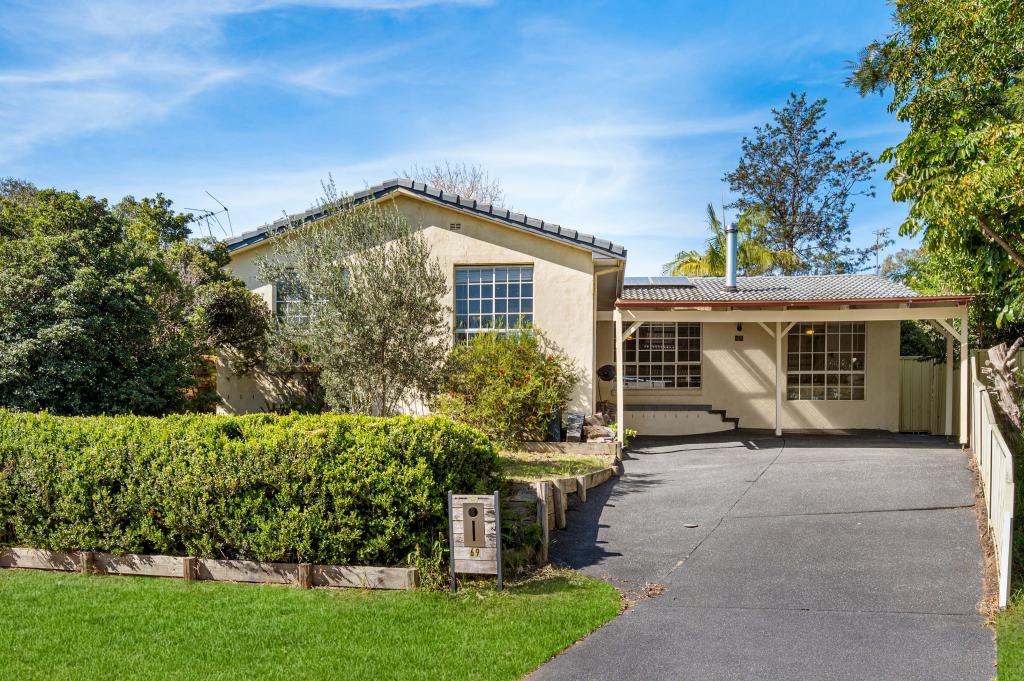 69 Lorenzo Cres, Rosemeadow, NSW 2560