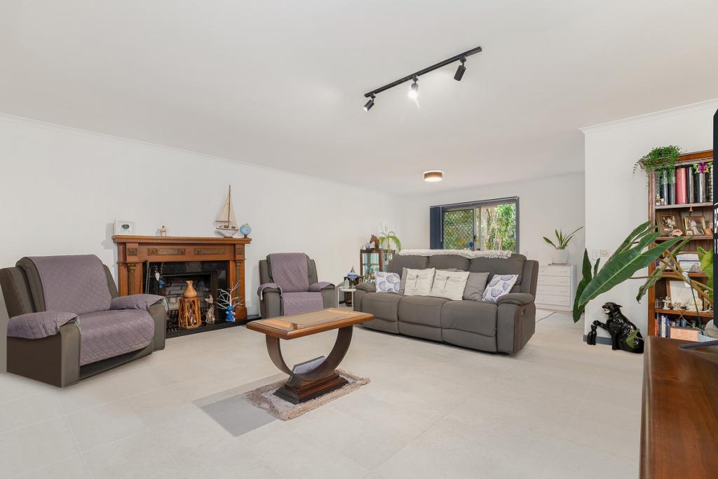 5 Cunningham Dr, Boronia Heights, QLD 4124