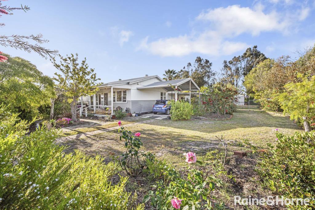 21 Roe Rd, Capel, WA 6271