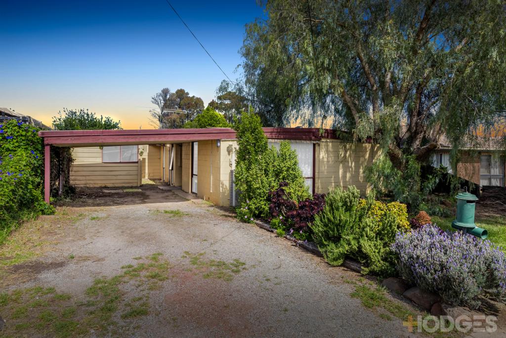 62 Marina Dr, Melton, VIC 3337