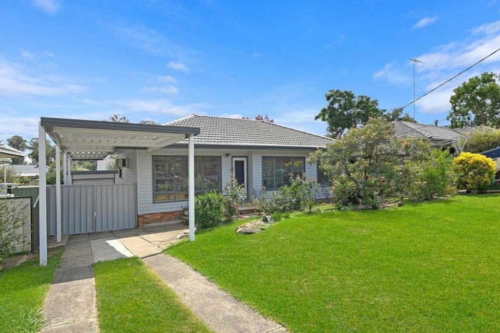 13 Upton St, South Penrith, NSW 2750