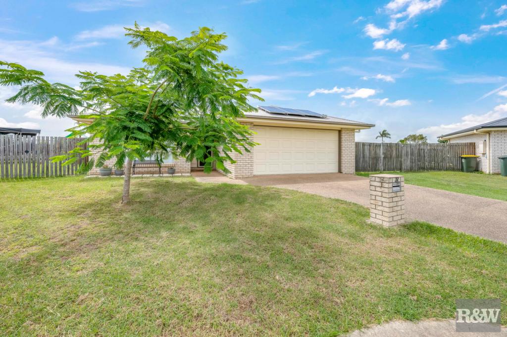 22 HOPTON PL, BUNDABERG NORTH, QLD 4670