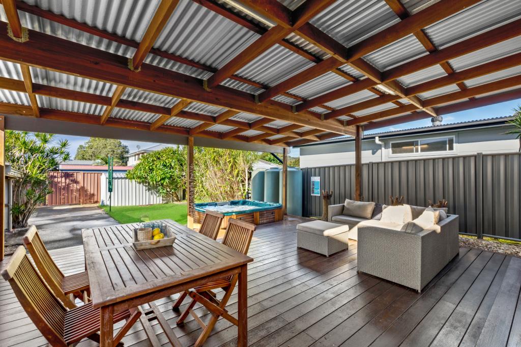 21 Boronia Ave, Woy Woy, NSW 2256