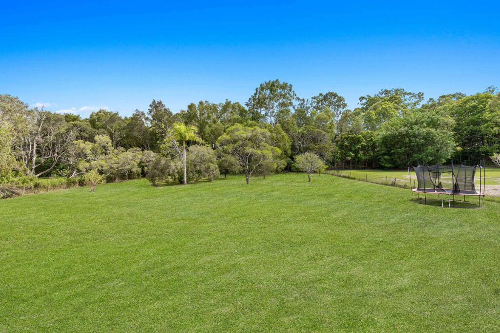 4 Larch St, Tallebudgera, QLD 4228