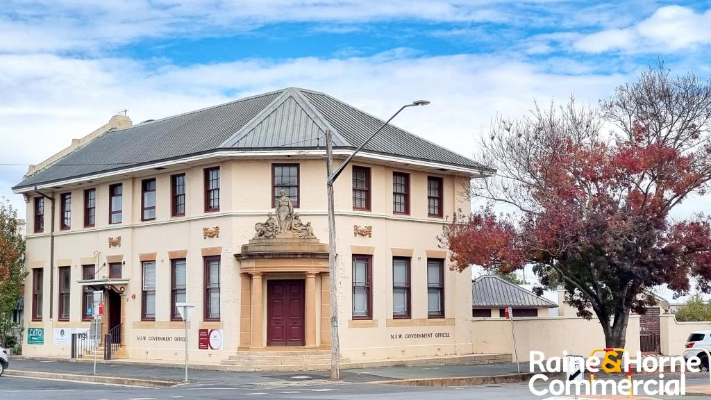 25-27 Lynch St, Young, NSW 2594