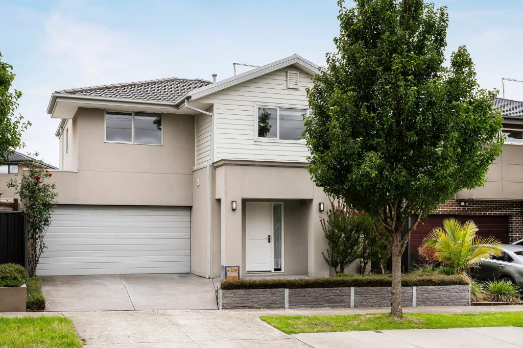 68 Frontier Ave, Greenvale, VIC 3059