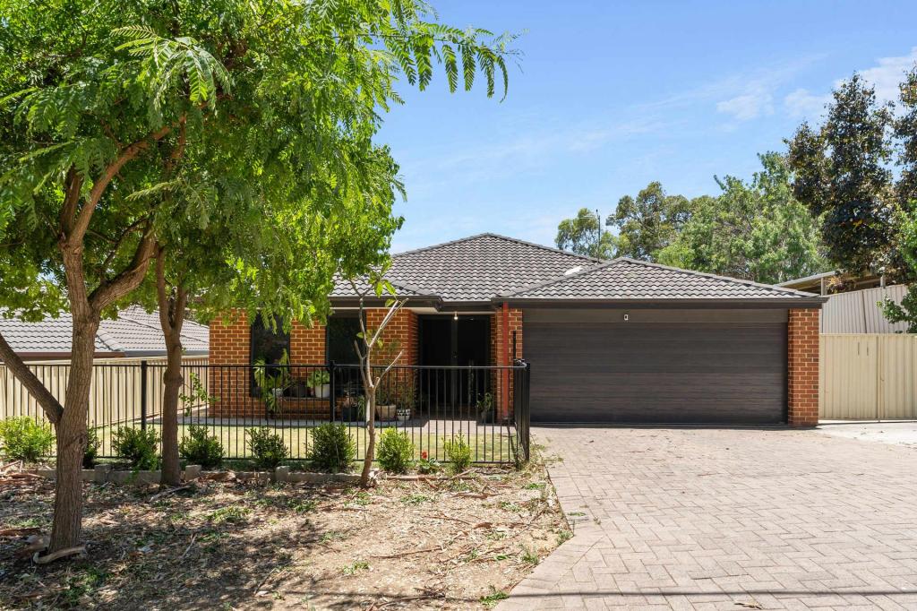 1b Jarril Pl, Koongamia, WA 6056