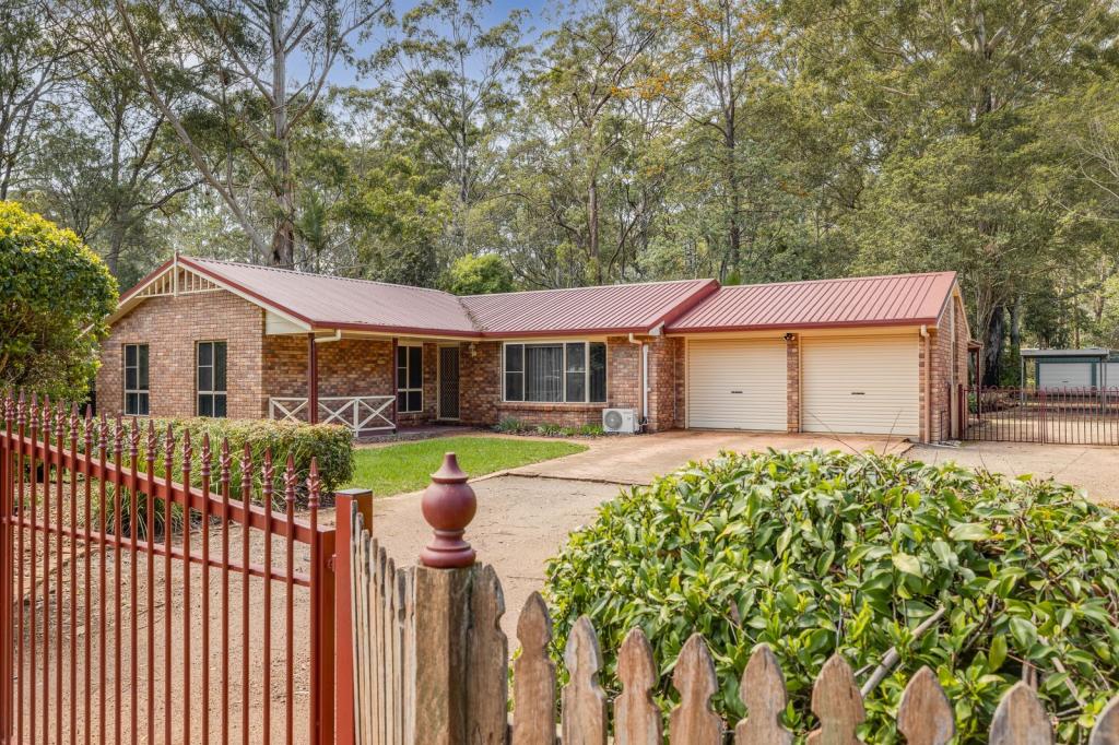 11 Merrol St, Highfields, QLD 4352