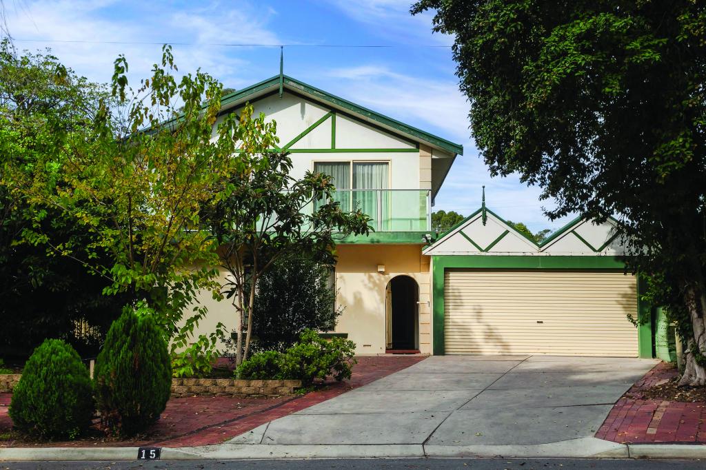 15 Banff Ct, Happy Valley, SA 5159