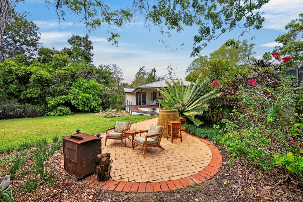 142 Fryers Rd, Hervey Range, QLD 4817