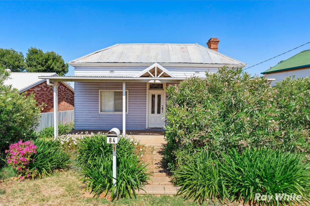 84 MIRROOL ST, COOLAMON, NSW 2701