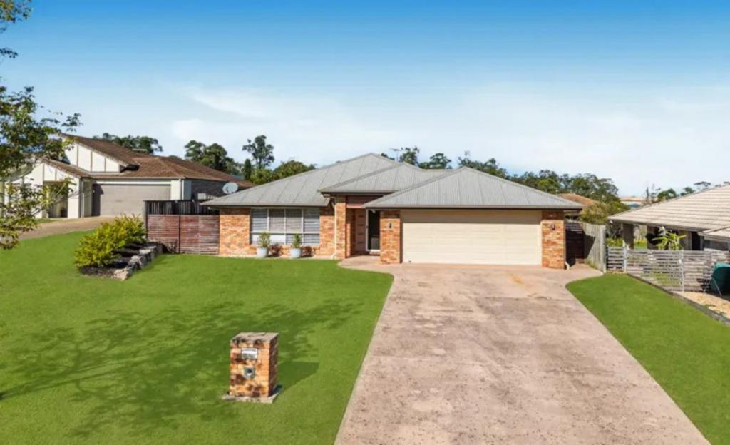 4 Crystalwood Ct, Fernvale, QLD 4306