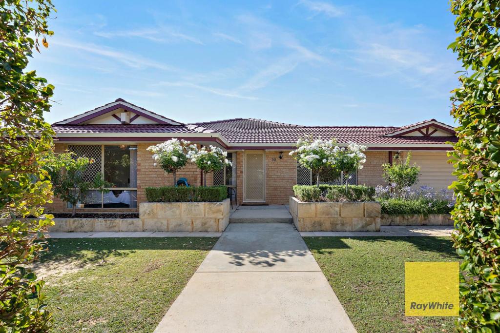 35 Redheart Dr, Thornlie, WA 6108