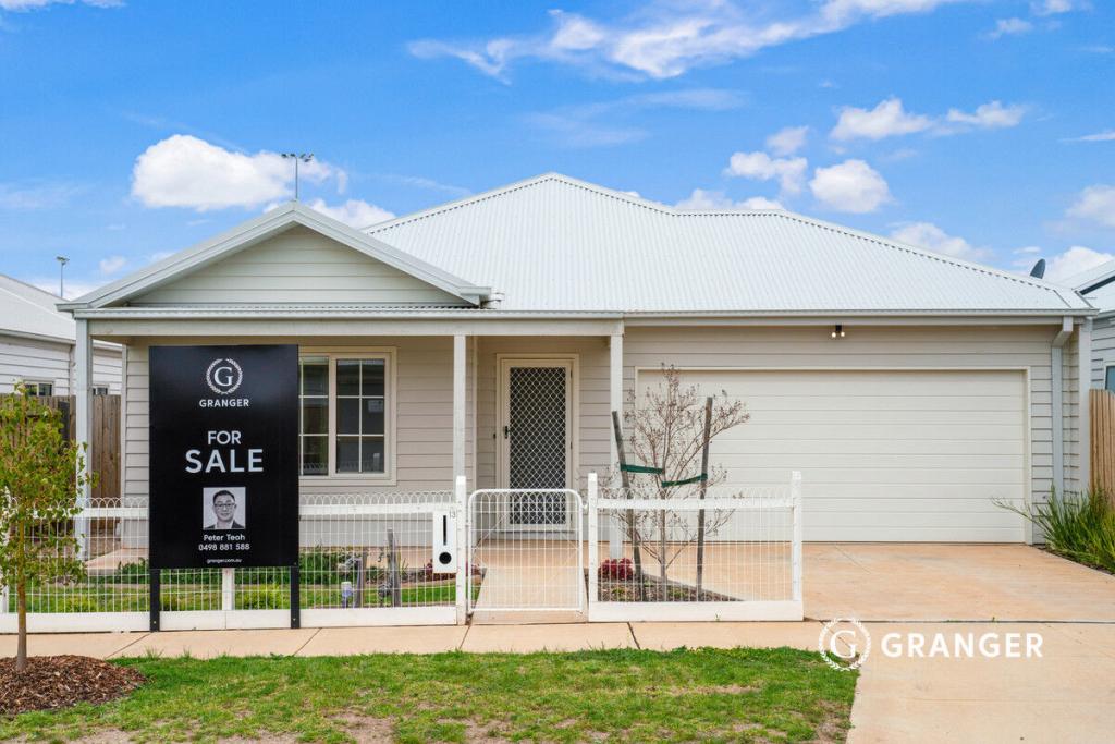 13 Crowlands Cct, Eynesbury, VIC 3338