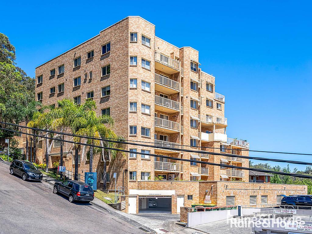 14/145 FAUNCE ST, GOSFORD, NSW 2250