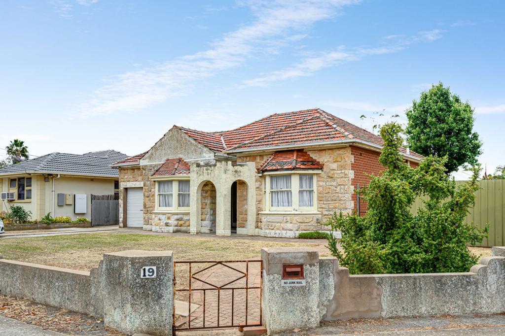 19 Vincent Ave, Somerton Park, SA 5044