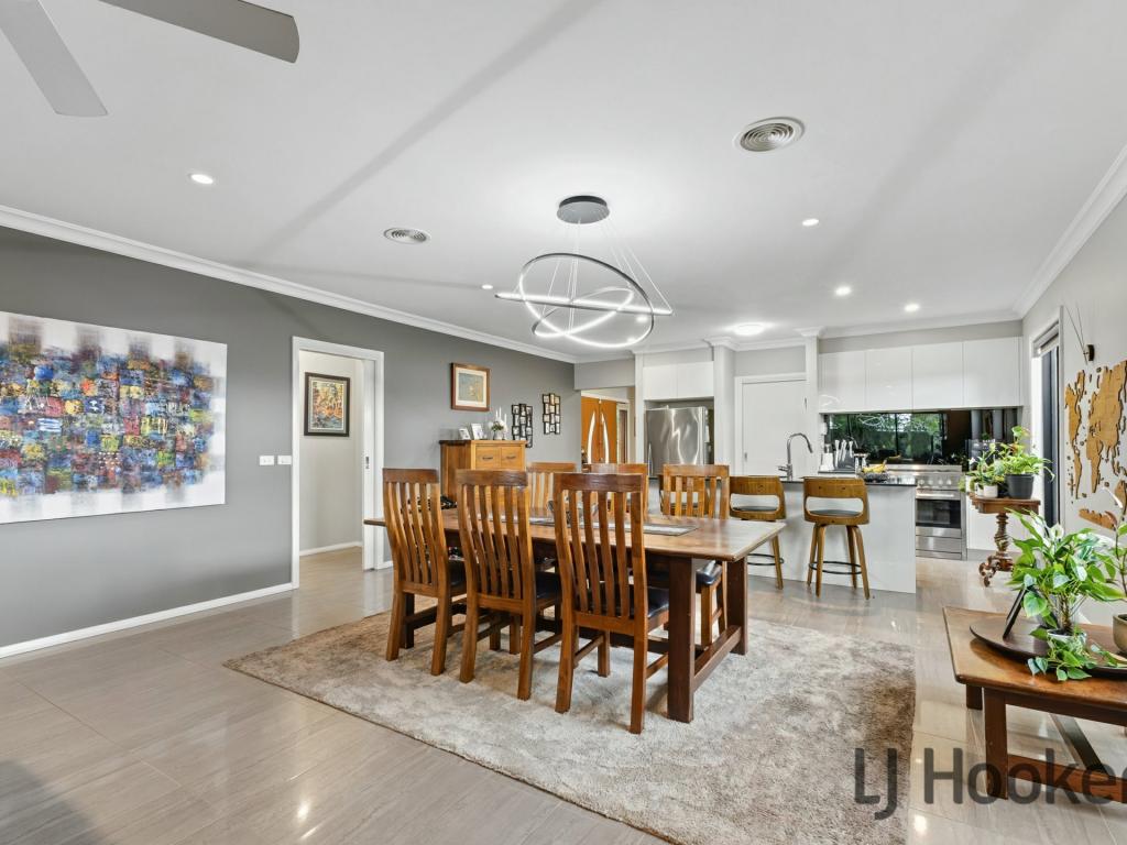 20 Cups Ct, Clyde North, VIC 3978