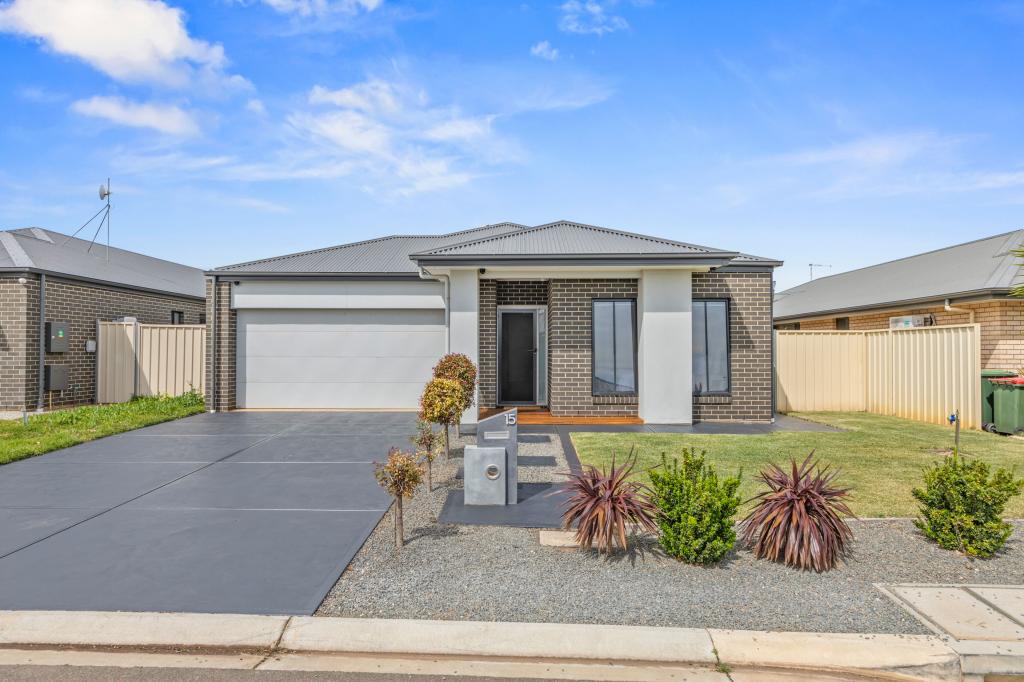 15 Carbone Dr, Munno Para West, SA 5115