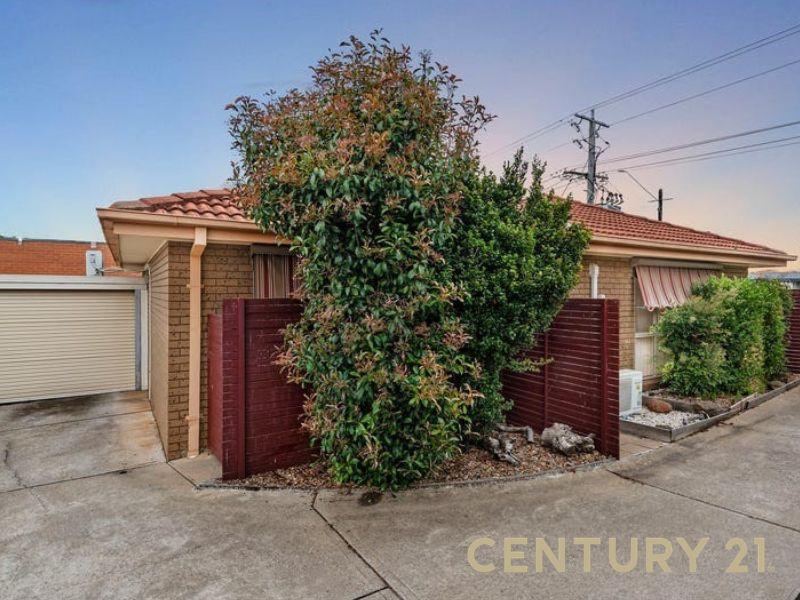 4/10 Station Rd, Melton South, VIC 3338