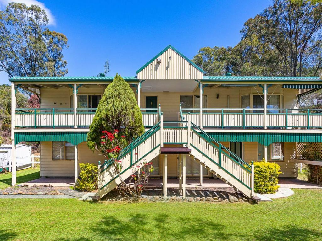 57 Tunbridge Dr, Nerang, QLD 4211