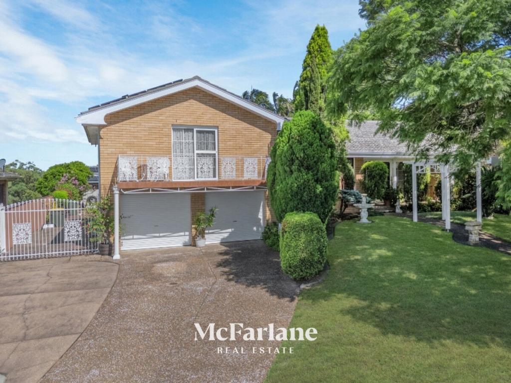 7 LOGAN CL, MACQUARIE HILLS, NSW 2285