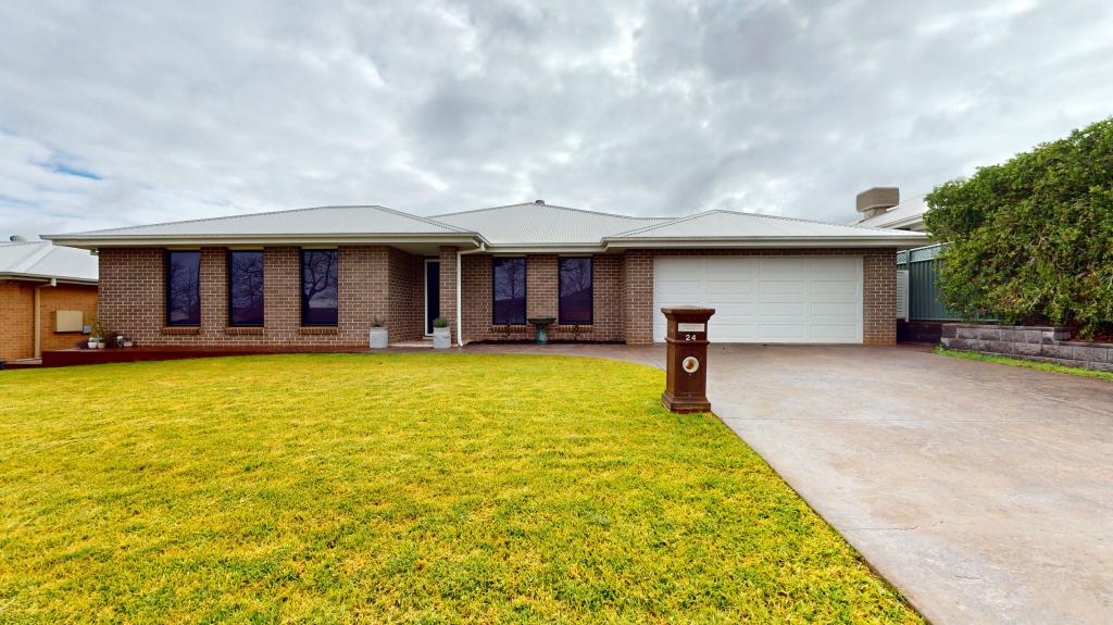 24 Azure Ave, Dubbo, NSW 2830