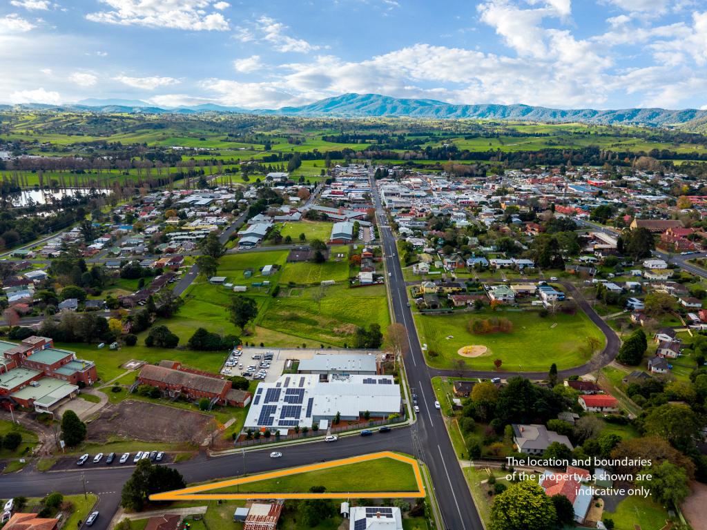 227 AUCKLAND ST, BEGA, NSW 2550