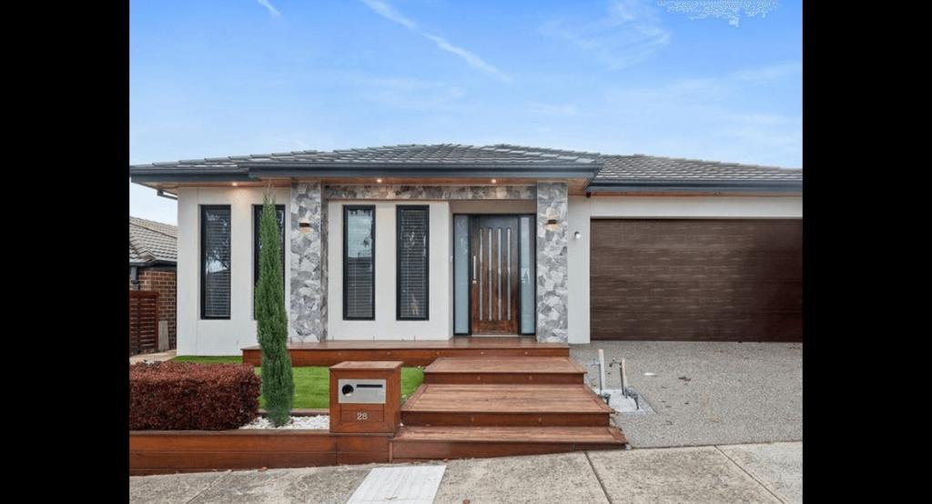 28 SIENNA WAY, PAKENHAM, VIC 3810