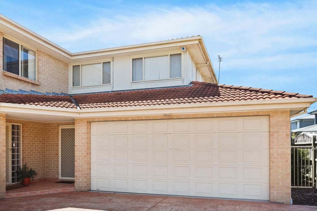 2/16 Seymour Dr, Flinders, NSW 2529