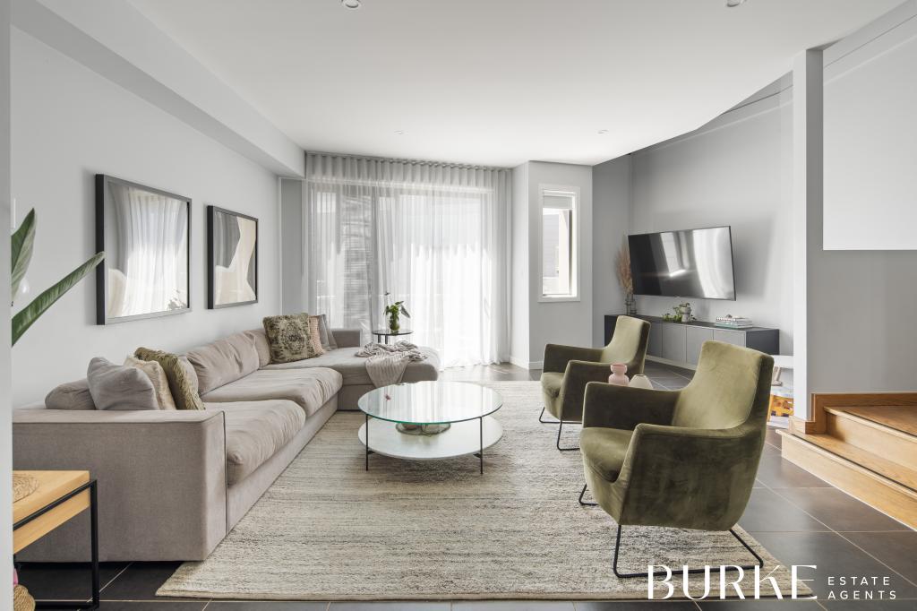 9/25 Boathouse Dr, Caroline Springs, VIC 3023