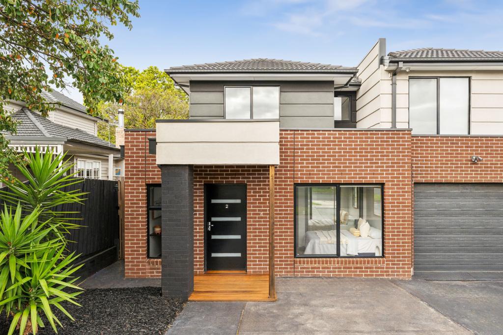 2/2 BORRIE ST, RESERVOIR, VIC 3073