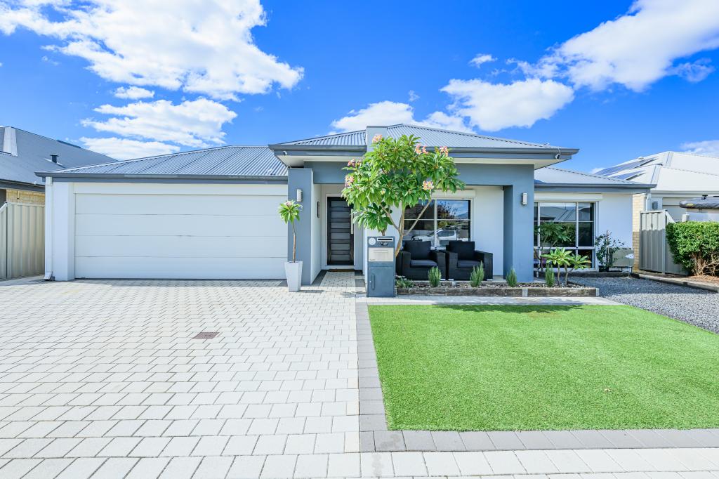 13 WONNICH ST, BYFORD, WA 6122