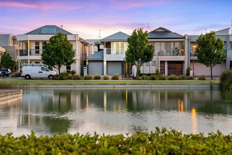 16 SANTORINI WALK, MAWSON LAKES, SA 5095