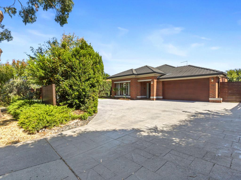 9 Lynn Cl, Mornington, VIC 3931