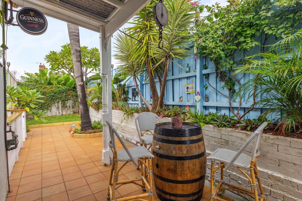 5 Suffolk St, Fremantle, WA 6160