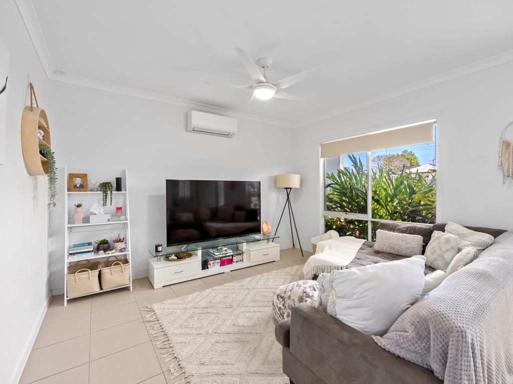 6 Napier Cct, Silkstone, QLD 4304