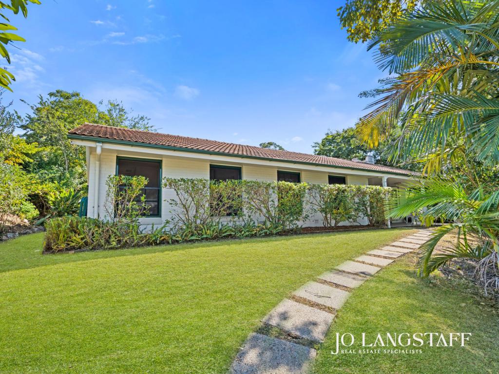 5 Jedburgh St, Kenmore, QLD 4069