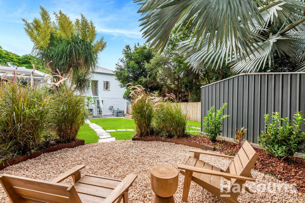 28 Barton St, Sandgate, QLD 4017