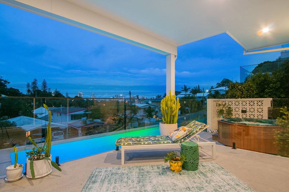 15 TOOLOON ST, COOLANGATTA, QLD 4225