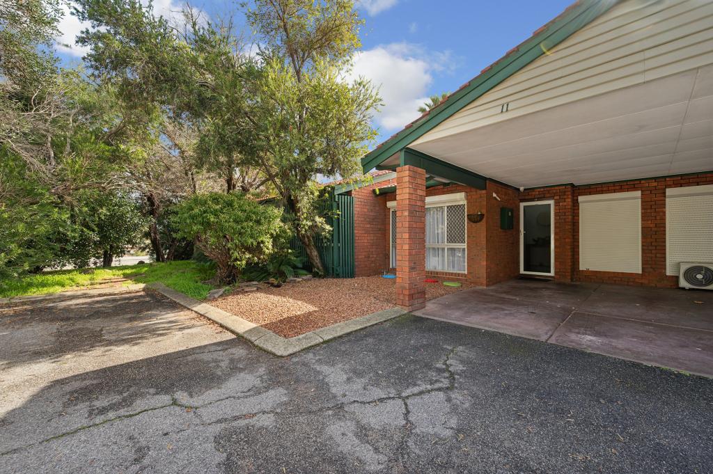 11/4 Glastonbury Rd, Armadale, WA 6112