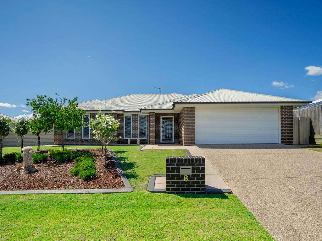 8 Plover Ct, Highfields, QLD 4352