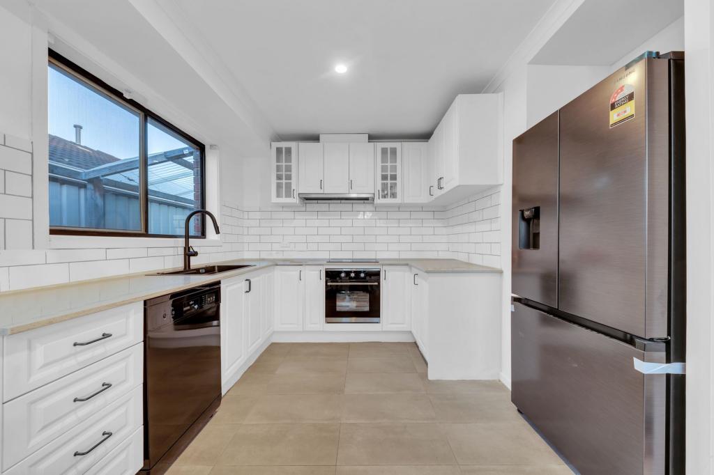 9 Bittern Ct, Werribee, VIC 3030